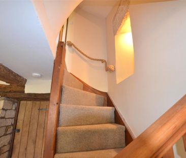 2 bedroom terraced house to rent - Photo 4