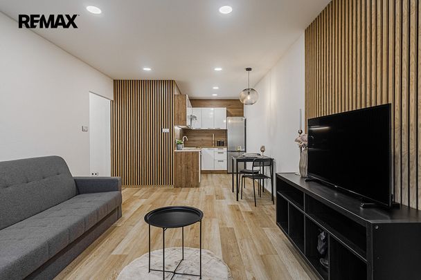 Pronájem bytu 2+kk 45 m² - Photo 1