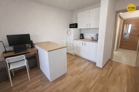 Byt 1+kk k pronájmu, Ostrava / Poruba, ulice Francouzská - Photo 2