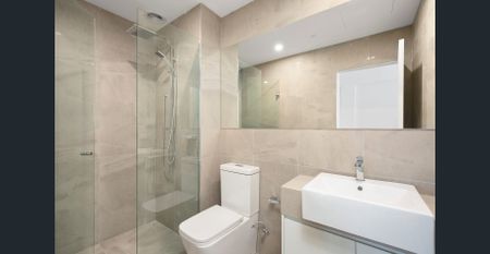 HIGHLY SOUGHT AFTER THRE BEDTOOM APARTMENT - Photo 5