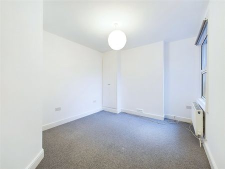 Kenley Road, St Margarets, TW1, Twickenham - Photo 2