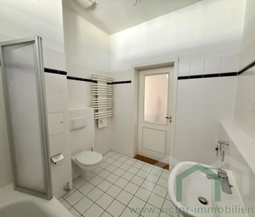 ** Zentrum-Nordwest * Großzügige 2-Zimmer-Whg. mit Wanne, Parkett u... - Photo 2