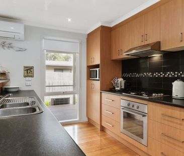 TRANQUILITY AND STYLE AT ITS BEST - Photo 6