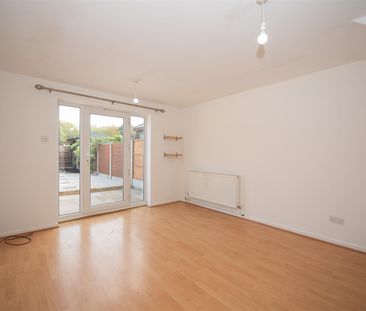 Drummond Avenue, Netherfield, Nottingham - Photo 1