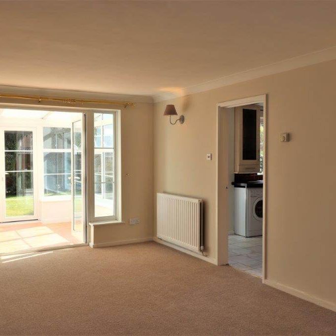 5 bedroom House to rent - Photo 1