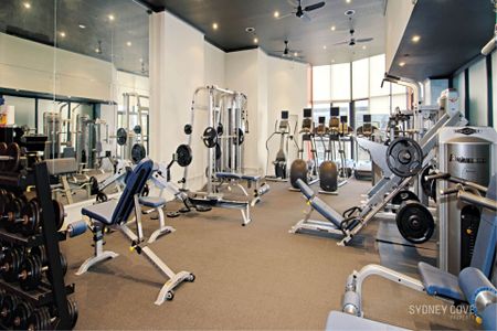 EAST FACING APRTMENT WITH CENTREPOINT TOWER & QVB DOME VIEWS | Unfurnished - Photo 3