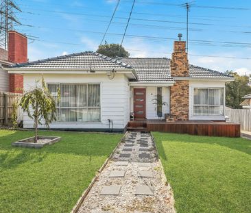 Renovated Home in Prime Malvern East Location - Photo 2