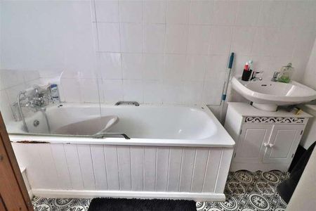 Canada Cottages, Lindsey, IP7 - Photo 5