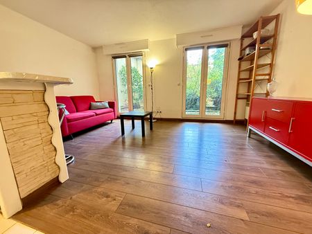 Location Appartement 2 pièces 42m² LILLE 59000 - Photo 3