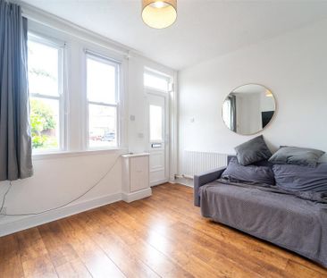 2 bedroom property to rent - Photo 6