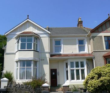 Crownhill Park, Torquay, TQ2 5LW - Photo 1