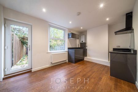 1 bedroom flat to rent - Photo 4