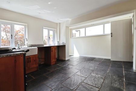 4 bedroom cottage to rent - Photo 4