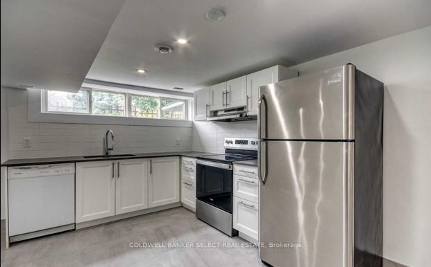 For Lease - 64 Walter Avenue Unit# lower, Newmarket, Ontario - Photo 1