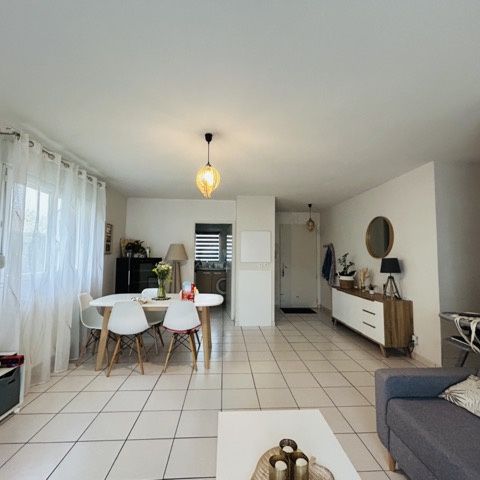 Location Maison 4 pièces 83m² VOUNEUIL SOUS BIARD 86580 - Photo 1