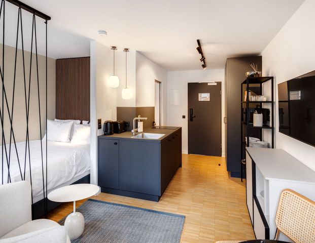 Bob W Munich Schwabing | Comfy Studio - Photo 1