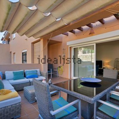 Alquiler de piso en Calle Lila - Photo 1