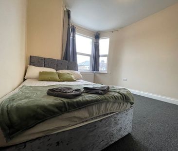 Room in a Shared House, London, IG3 - Photo 4