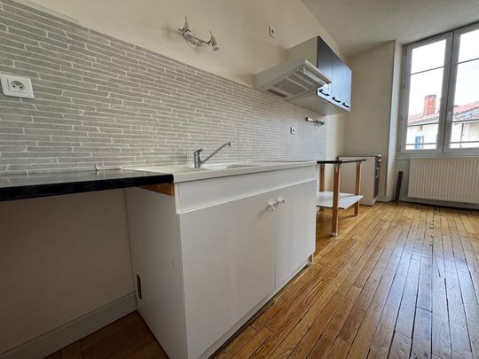 Location Appartement 3 pièces 89m² AIXE SUR VIENNE 87700 - Photo 1