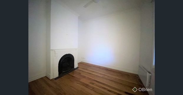 SINGLE FRONTED VICTORIAN! - Photo 1