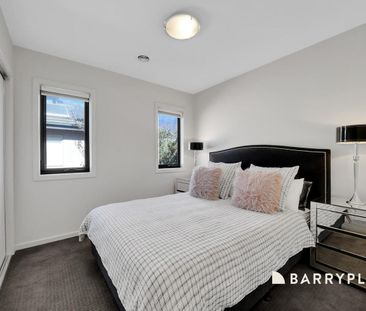 Leafy Park Views | 6-Month Lease Only - Photo 4