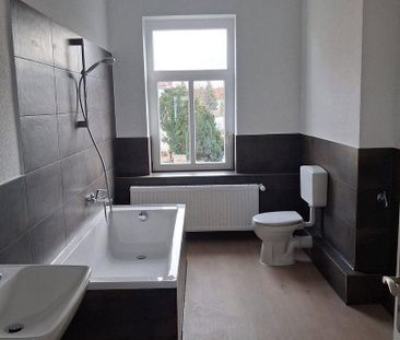 Pronájem bytu 2+1 • 60 m² bez realitky, Sasko - Photo 2