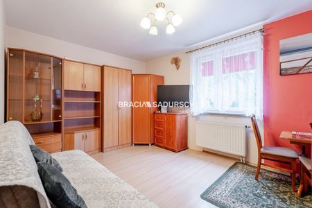 Komfortowa kawalerka z balkonem - od zaraz - Zdjęcie 3