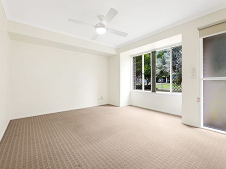 6 Jenny Lee Close, QLD 4655, Urangan - Photo 4