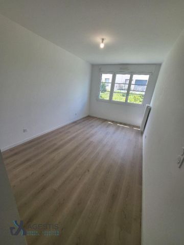 APPARTEMENT T3 69M - Photo 2