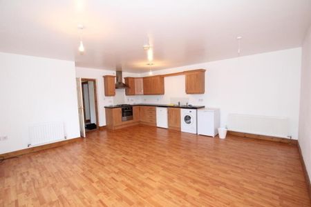 14 Forthriver Road, Belfast, BT13 3SH - Photo 2