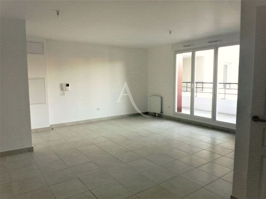 Location Appartement 3 pièces 61m² - Photo 1