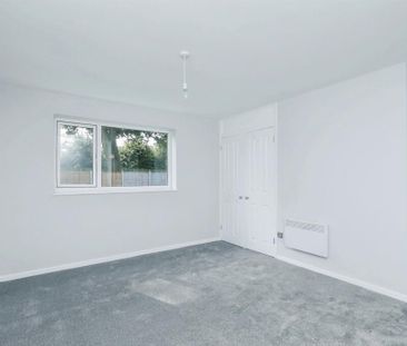 Meadow Close - Photo 4