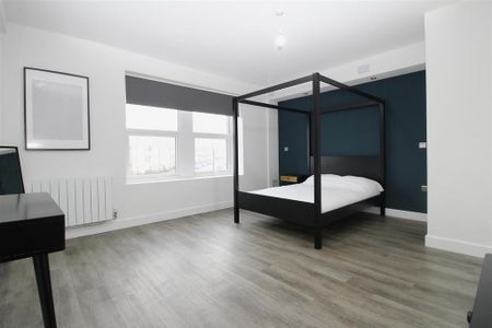 2 bedroom apartment to rent - Photo 3