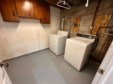 For Lease - 404 Trent Street, Whitby, Ontario - Photo 5