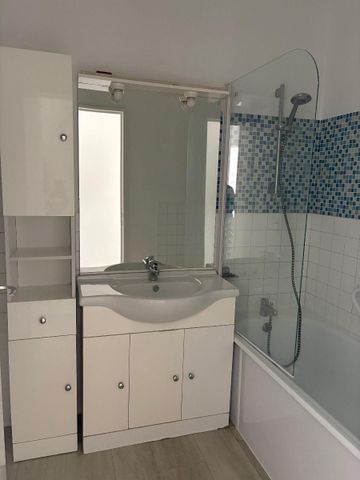 Location Appartement 2 pièces 50m² MERIGNAC 33700 - Photo 2