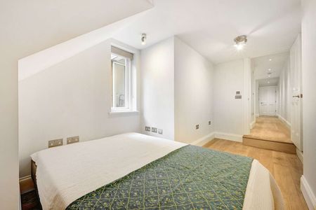 Two bedroom flat in the heart of Shepherds Bush - Photo 5