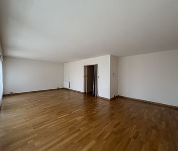 Location Appartement 3 pièces 94m² POITIERS 86000 - Photo 2