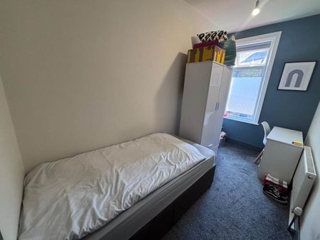 Westover Road (Room 2), Bramley, Leeds - Photo 5