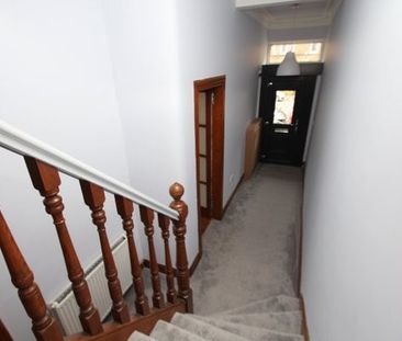 Dumbarton Road, Glasgow, G14 - Photo 4