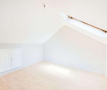 Geraldine Road, Strand On The Green, W4 - Photo 1