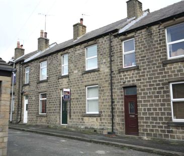 Chapel Terrace, Honley, Holmfirth, West Yorkshire, HD9 - Photo 2