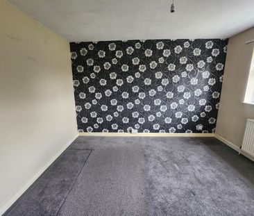 Holcot Road, Coalway - Photo 1