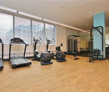 Fairfield Avenue, Staines-upon-Thames, Surrey, TW18 4JH - Photo 6