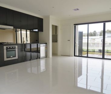 49 Belsay Chase, Chirnside Park, Vic 3116 - Photo 4