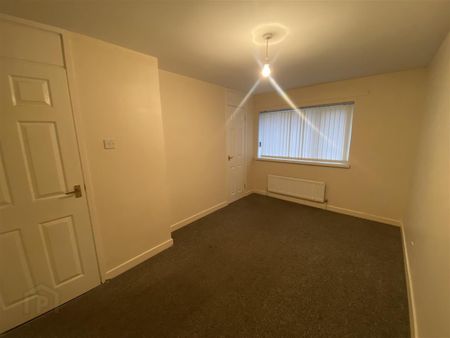 16 Crawford Park, BT62 3QW, Portadown - Photo 5