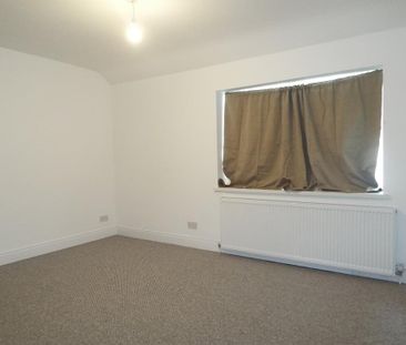 2 bedroom house to rent - Photo 1