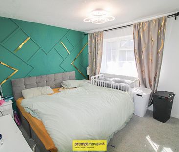 2 bedroom terraced house to rent - Photo 4