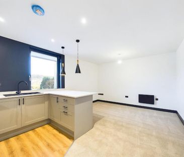 8 Five Rise Apartments, Ferncliffe Road, Bingley - Photo 1