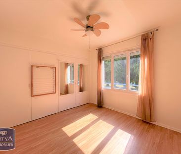 Location Appartement 3 pièces 66m² LIBOURNE 33500 - Photo 2