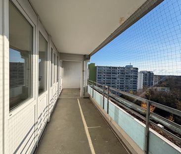 Wohnen im 12. Stock - NUR MIT PASSENDEM WOHNBERECHTIGUNGSSCHEIN FÜR... - Foto 1